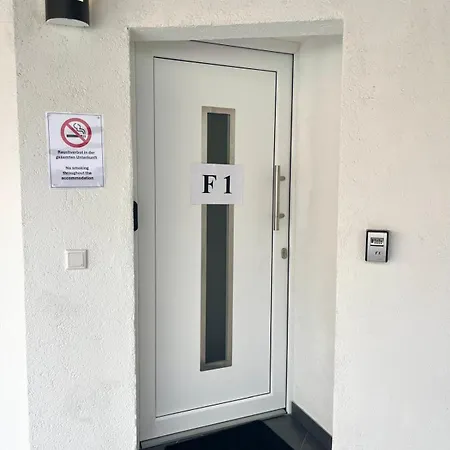 아파트 F1- 1